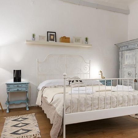 House Of Happy Hours With Terrace Florens Exteriör bild