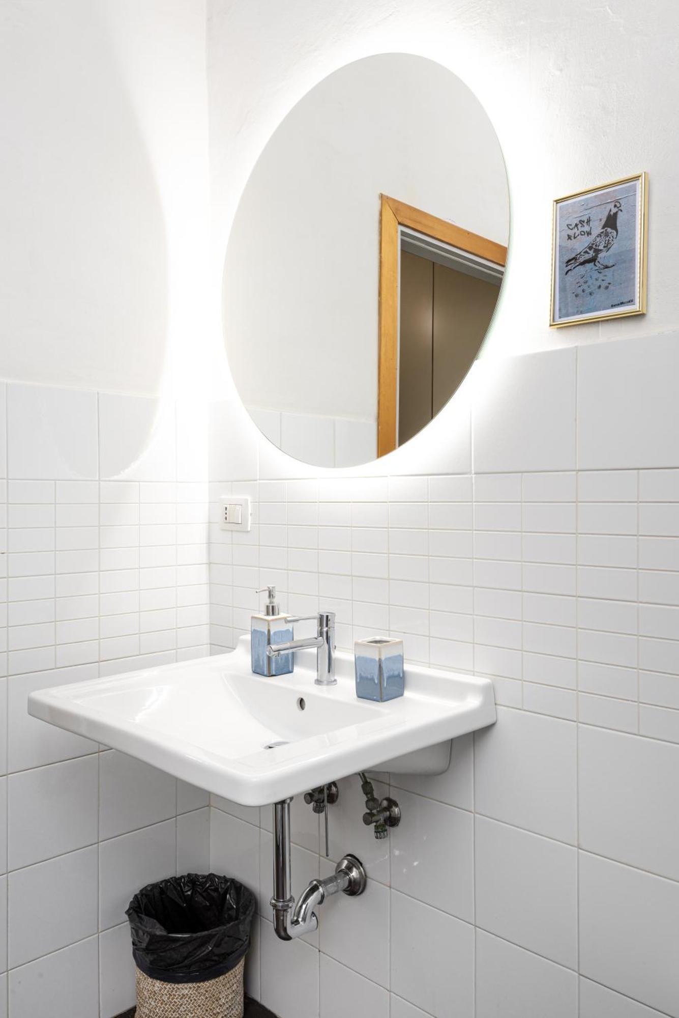 House Of Happy Hours With Terrace Florens Exteriör bild
